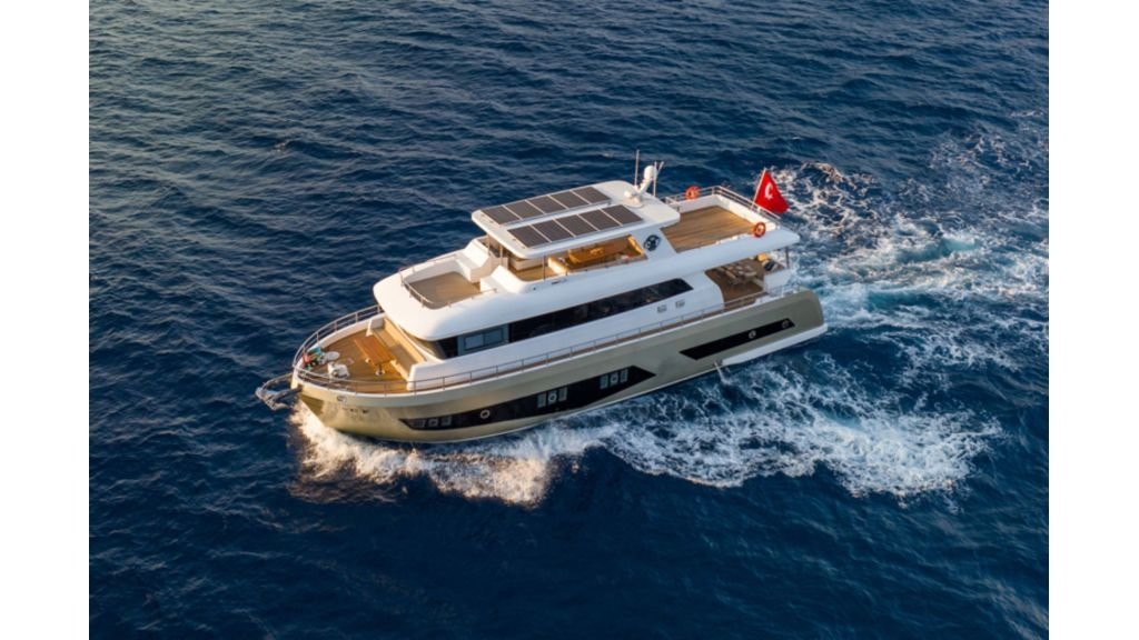 4 CABIN TRAWLER – 40219