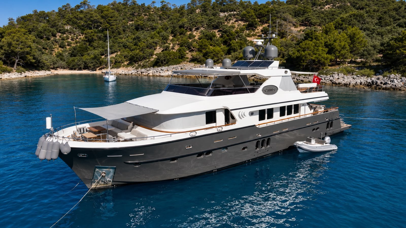 5-Cabin Trawler – 50209