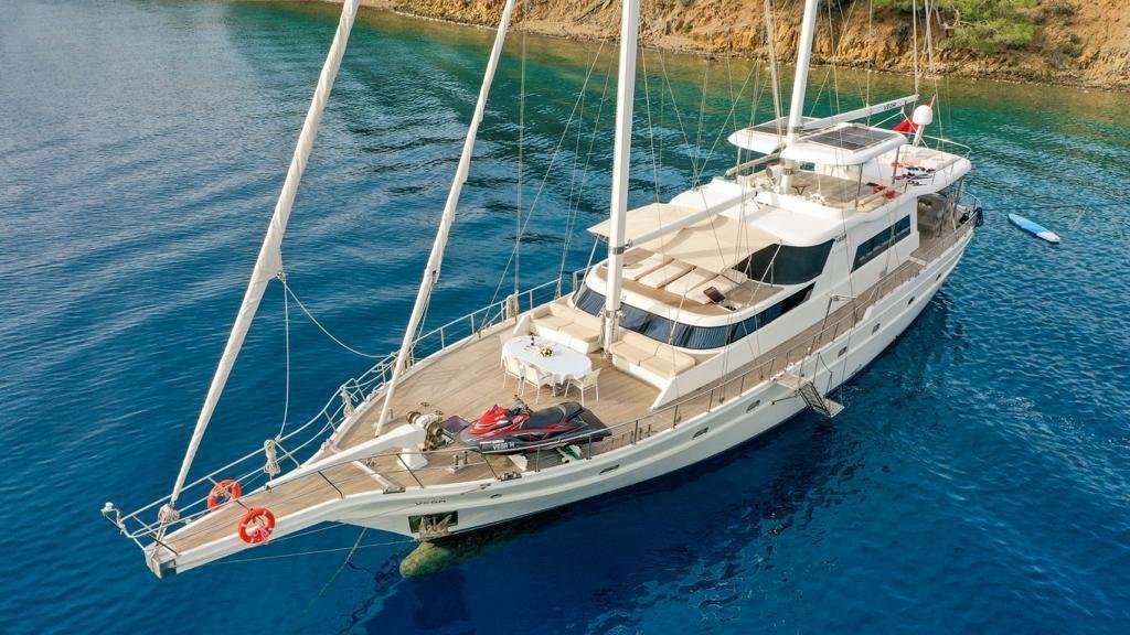 5 CABIN GULET – 50103