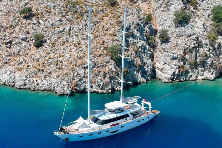 5 CABIN GULET – 50102