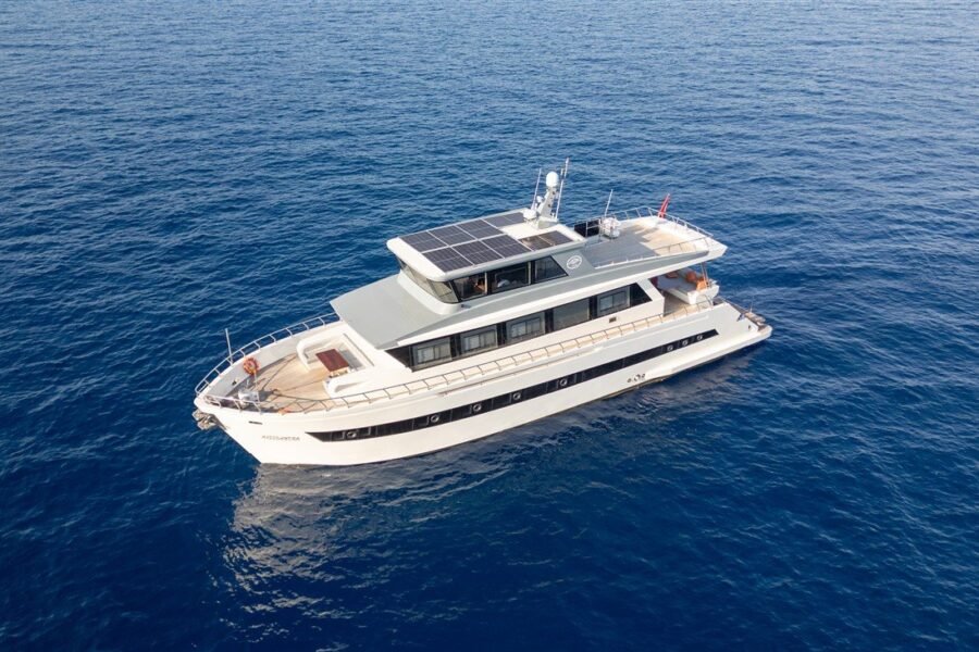4 CABIN TRAWLER – 40209